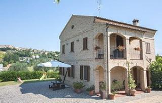 ARATRO E ROSMARINO - B&B