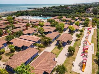 NATURAL VILLAGE RESORT
