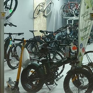 E GREEN MOBILITY BIKE STORE